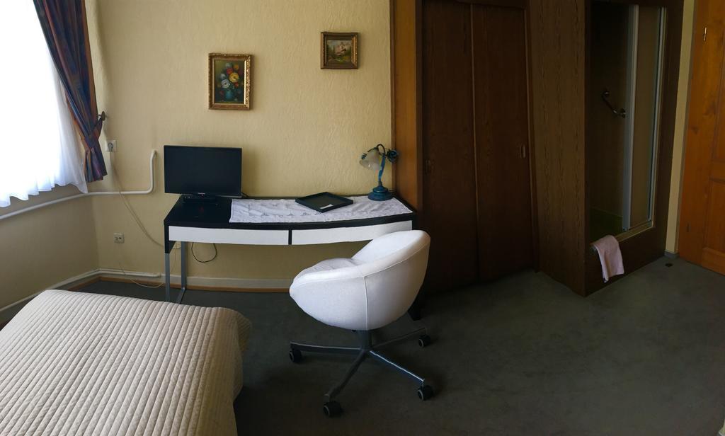 Riverside Airport Hotel Kelsterbach Esterno foto
