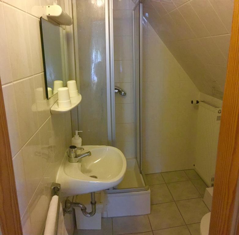 Riverside Airport Hotel Kelsterbach Esterno foto
